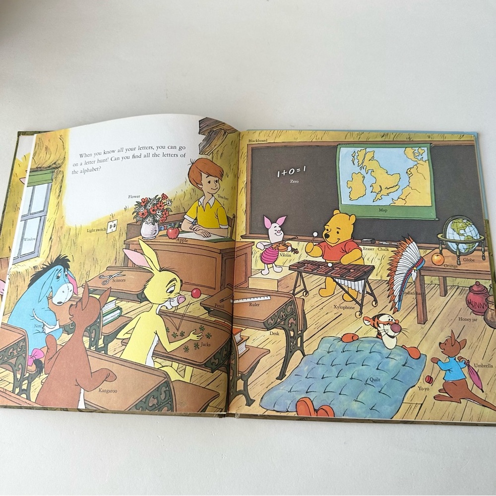 Disneys Winnie The Pooh Vintage Book and Kellogg’s Mini Bean Rabbit - Picture 6 of 13